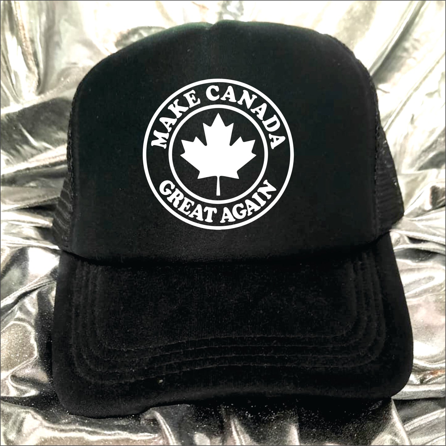 Black trucker hat cap with the text 'Make Canada great again'.