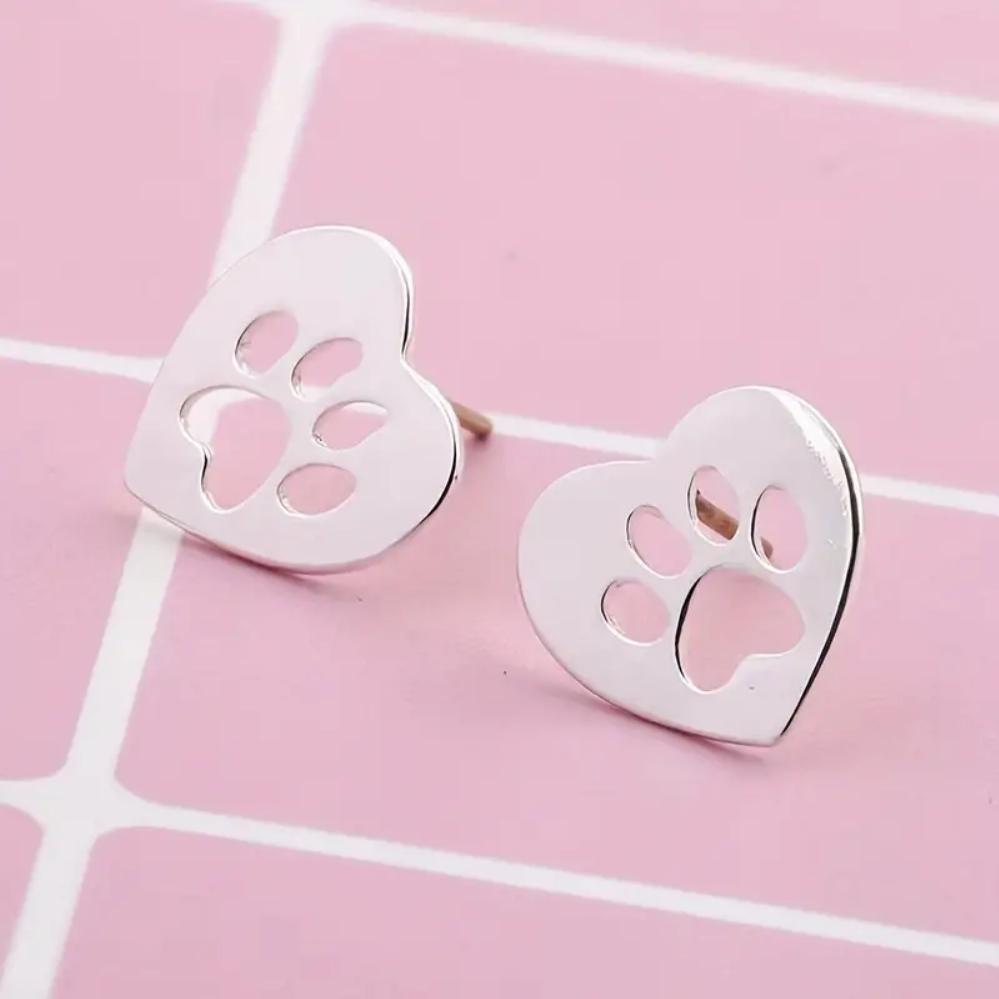 heart shaped with a pet paw hollow stud earrings